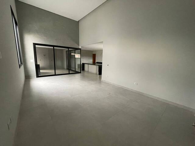 #CA-201 - Casa para Venda em Caçapava - SP