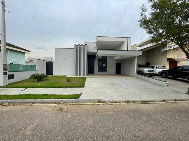 #CA-200 - Casa para Venda em Caçapava - SP