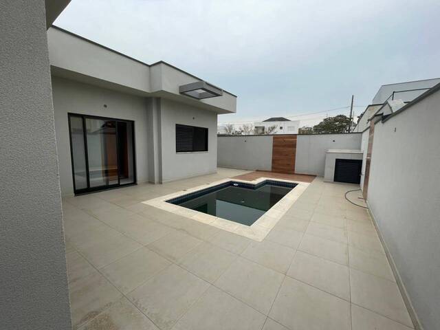 #CA-200 - Casa para Venda em Caçapava - SP