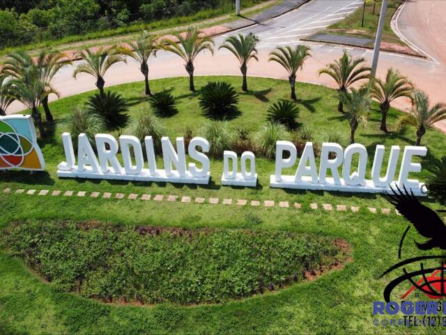 #50 - Casa para Venda em Taubaté - SP